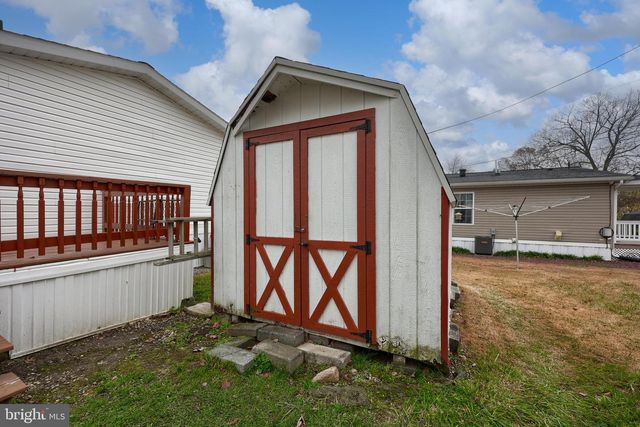 181 WEIDLER LN, Lititz, PA 17543