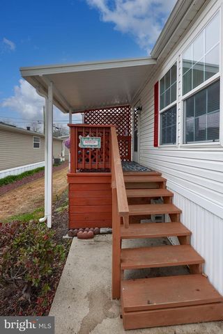 181 WEIDLER LN, Lititz, PA 17543