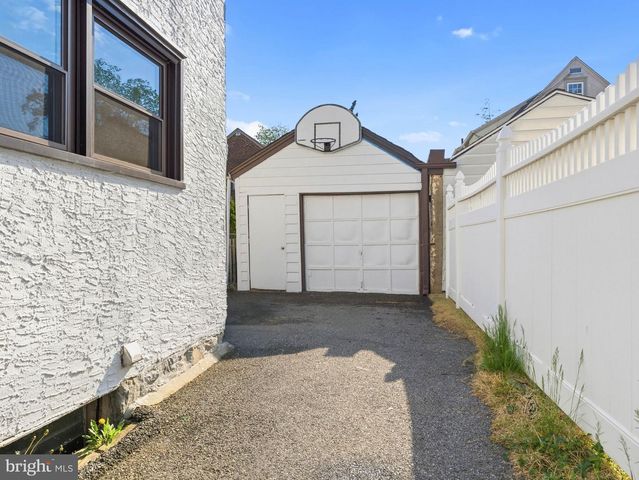 842 ALEXANDER AVE, Drexel Hill, PA 19026