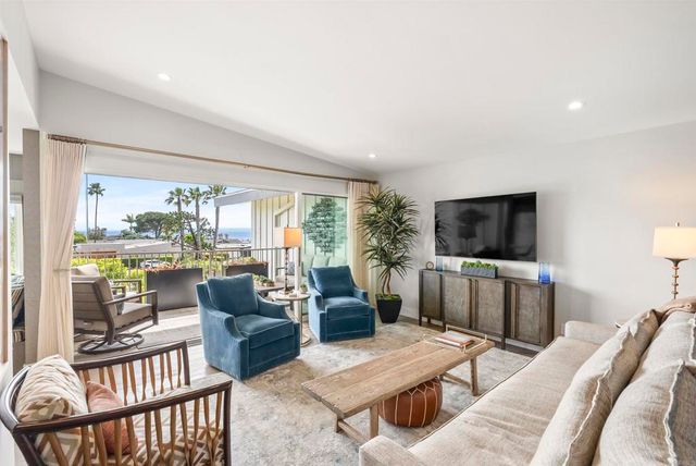 620 W Solana Circle 3G, Solana Beach, CA 92075