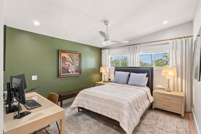 620 W Solana Circle 3G, Solana Beach, CA 92075