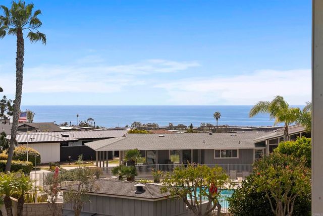 620 W Solana Circle 3G, Solana Beach, CA 92075