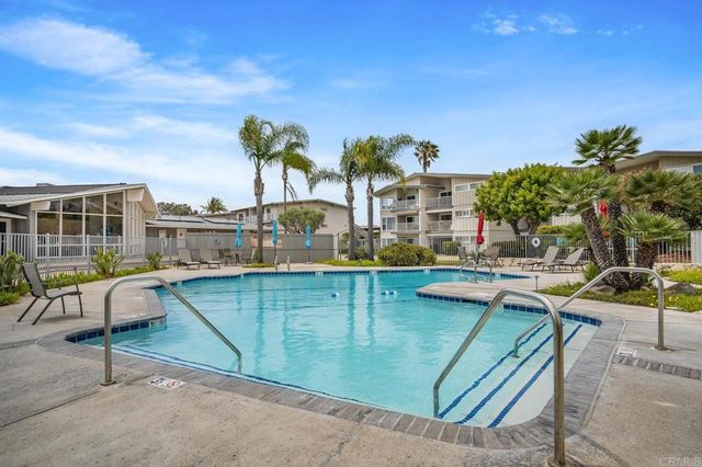620 W Solana Circle 3G, Solana Beach, CA 92075
