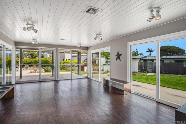 620 W Solana Circle 3G, Solana Beach, CA 92075