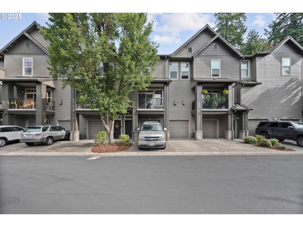 850 SPRINGTREE Ln, West Linn, OR 97068