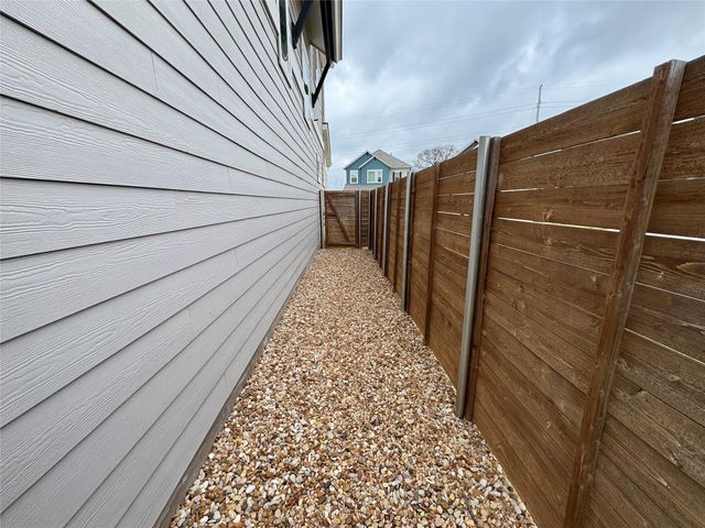 3000 Chisholm Trail RD 103, Round Rock, TX 78681