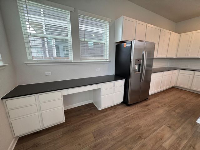 3000 Chisholm Trail RD 103, Round Rock, TX 78681