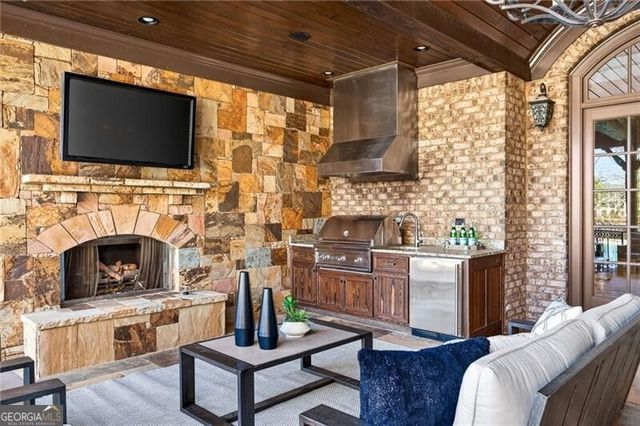 3140 Manor Bridge Drive, Milton, GA 30004