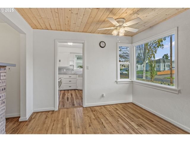 541 24TH Ave, Longview, WA 98632