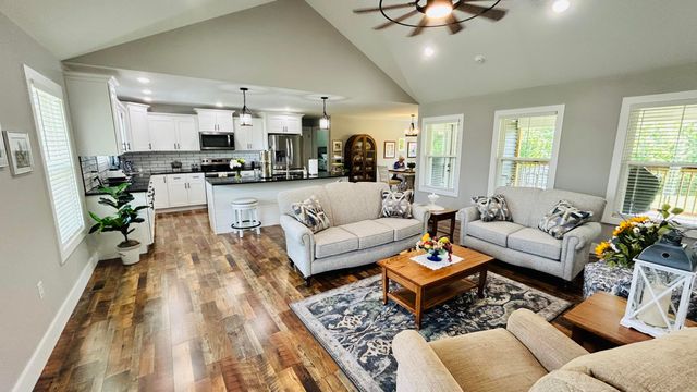 10 Nolan Drive, Corbin, KY 40701
