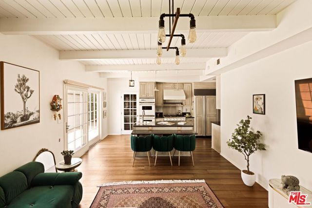 2706 Malcolm Avenue, Los Angeles, CA 90064