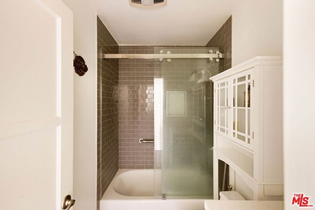 2706 Malcolm Avenue, Los Angeles, CA 90064