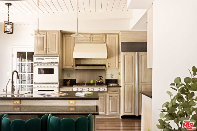 2706 Malcolm Avenue, Los Angeles, CA 90064