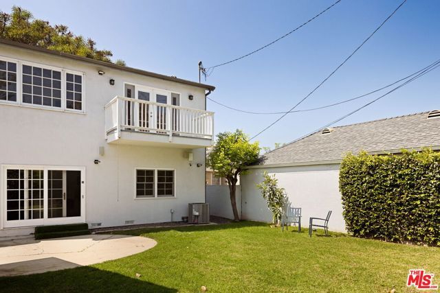 2706 Malcolm Avenue, Los Angeles, CA 90064