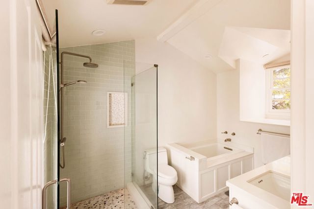 2706 Malcolm Avenue, Los Angeles, CA 90064