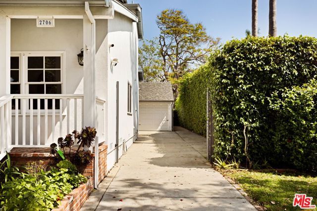 2706 Malcolm Avenue, Los Angeles, CA 90064