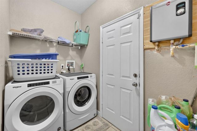 3985 NE 15th St, Homestead, FL 33033
