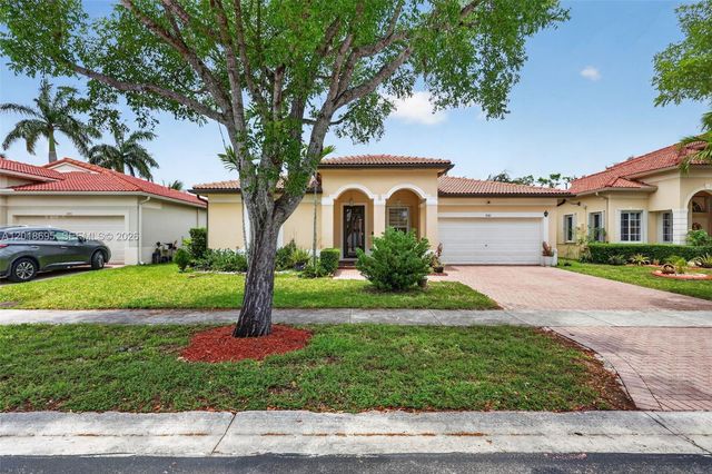 3985 NE 15th St, Homestead, FL 33033