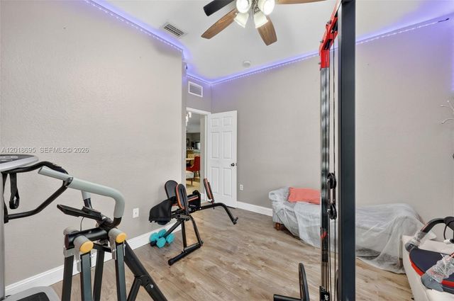 3985 NE 15th St, Homestead, FL 33033