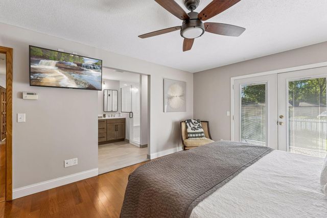 6521 Leesborough Avenue, Eden Prairie, MN 55346