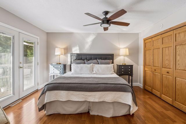 6521 Leesborough Avenue, Eden Prairie, MN 55346