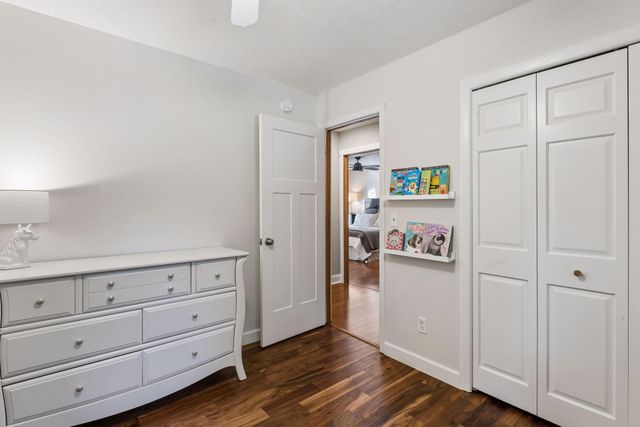 6521 Leesborough Avenue, Eden Prairie, MN 55346