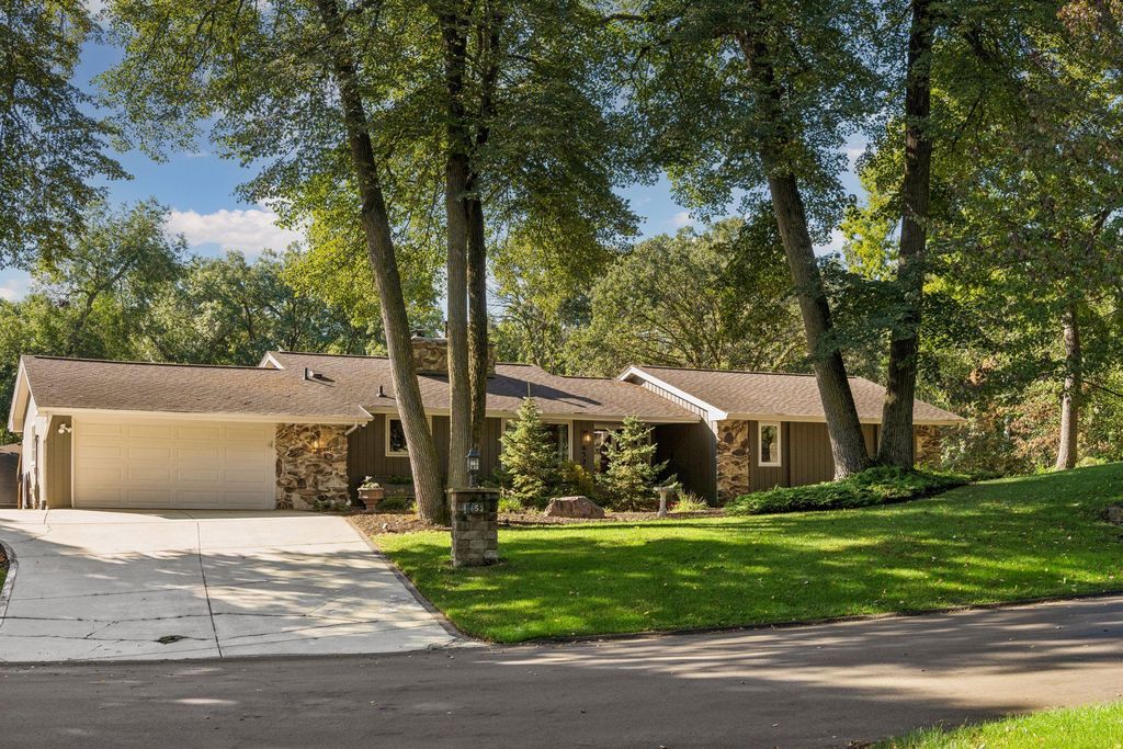 6521 Leesborough Avenue, Eden Prairie, MN 55346 — photo 3
