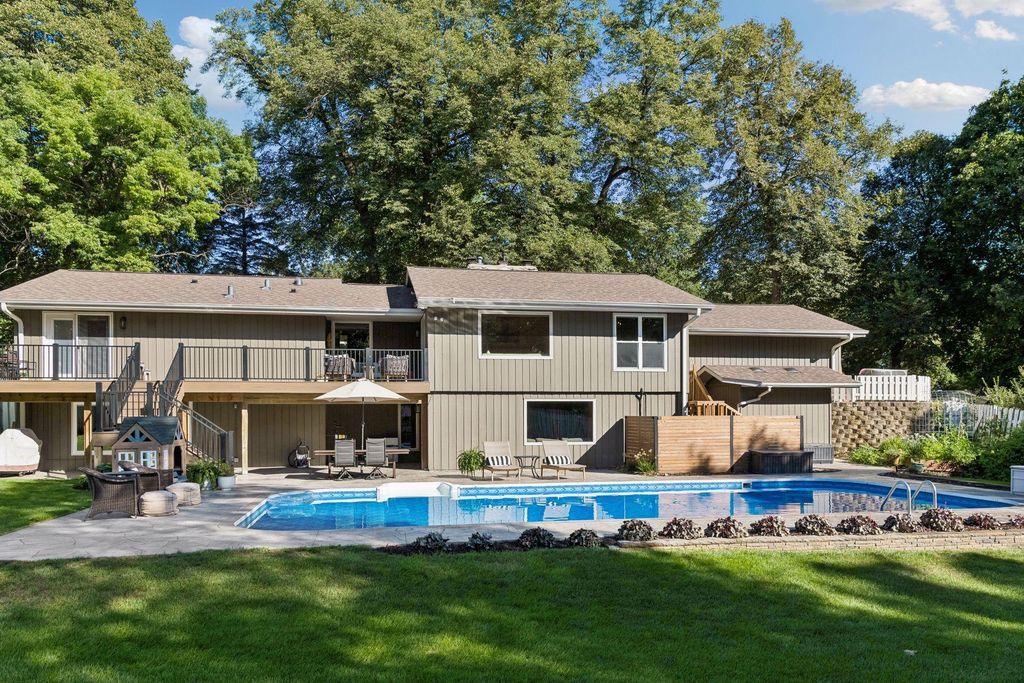 6521 Leesborough Avenue, Eden Prairie, MN 55346 — photo 4
