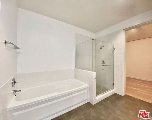 801 S Grand Avenue 1209, Los Angeles, CA 90017
