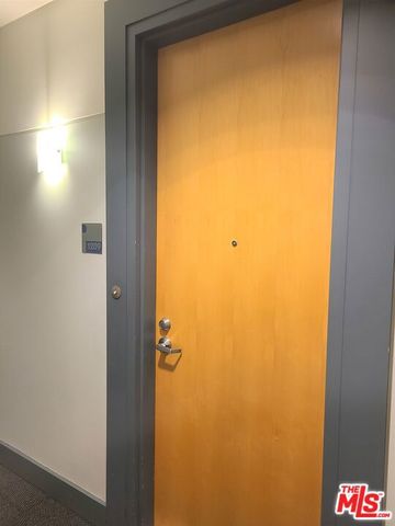 801 S Grand Avenue 1209, Los Angeles, CA 90017