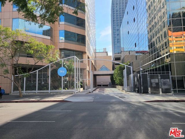 801 S Grand Avenue 1209, Los Angeles, CA 90017
