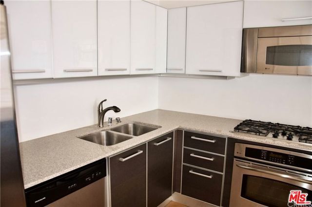 801 S Grand Avenue 1209, Los Angeles, CA 90017