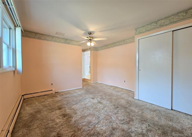 240 N 3rd Street, Ronkonkoma, NY 11779