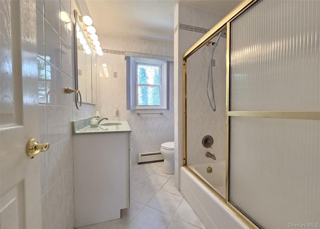 240 N 3rd Street, Ronkonkoma, NY 11779