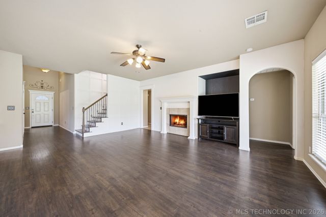 10104 N 142nd Avenue E, Owasso, OK 74055