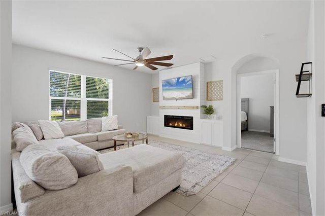 8313 Trillium RD, Fort Myers, FL 33967