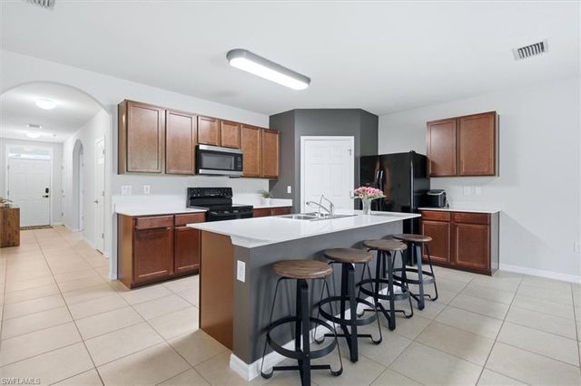 8313 Trillium RD, Fort Myers, FL 33967