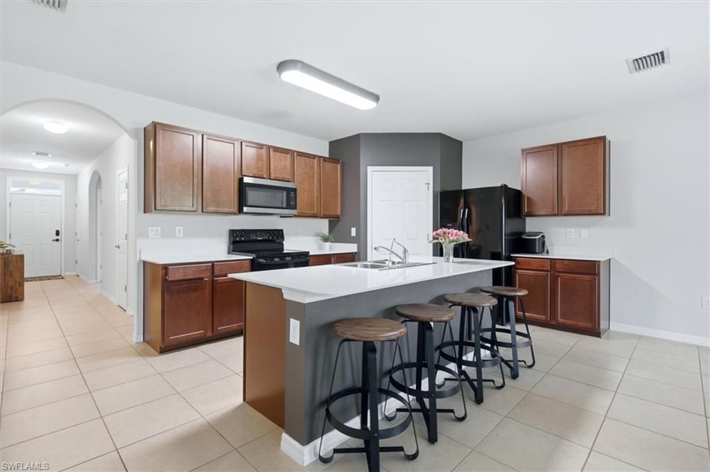 8313 Trillium RD, FORT MYERS, FL 33967 — photo 4