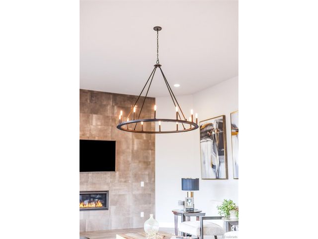 27681 E Lakeview Dr, Aurora, CO 80016