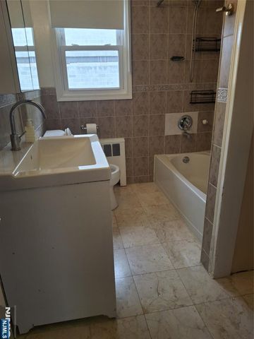 1626 palisade, Fort Lee, NJ 07024