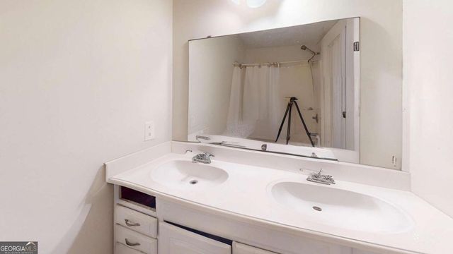 2313 Poplar Avenue, Morrow, GA 30260