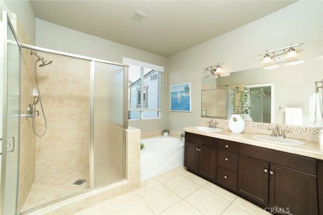 3350 Buckingham, Clovis, CA 93619