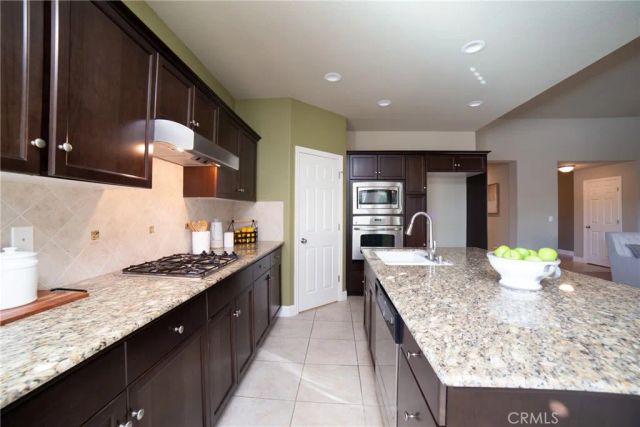 3350 Buckingham, Clovis, CA 93619