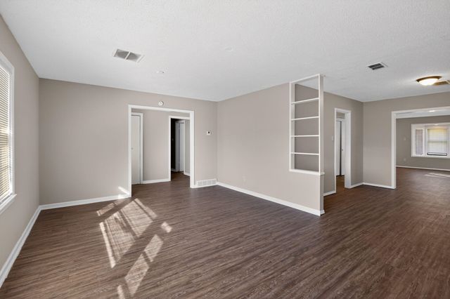 1030 RICHLAND DR, Memphis, TN 38116