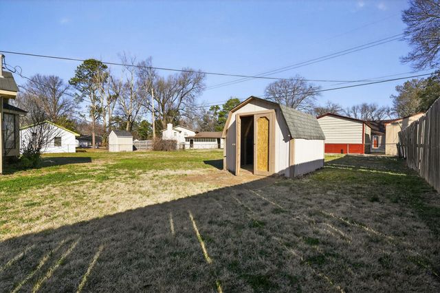 1030 RICHLAND DR, Memphis, TN 38116