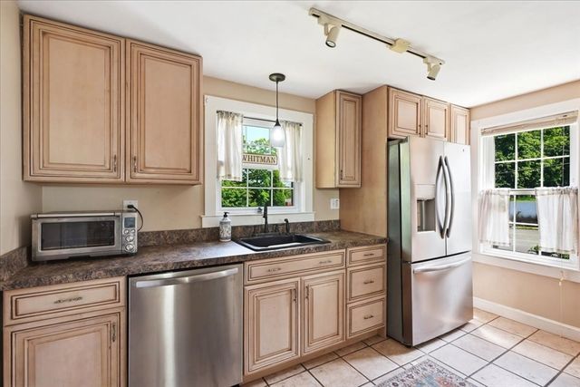 113 Temple St, Whitman, MA 02382