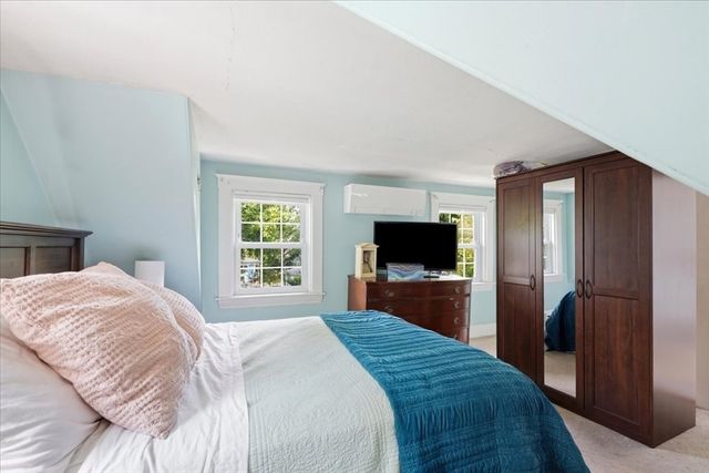 113 Temple St, Whitman, MA 02382
