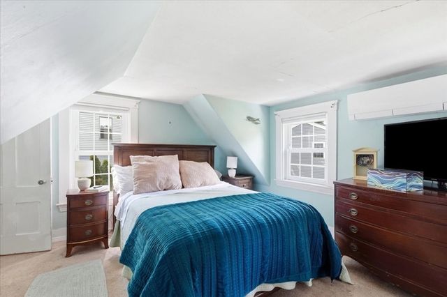 113 Temple St, Whitman, MA 02382