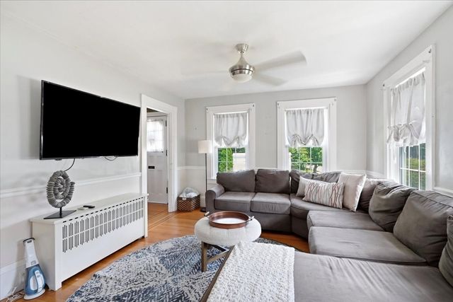 113 Temple St, Whitman, MA 02382