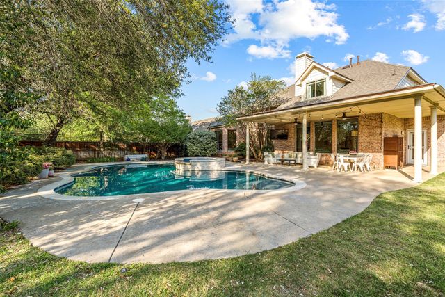 108 Waterford Drive, Southlake, TX 76092